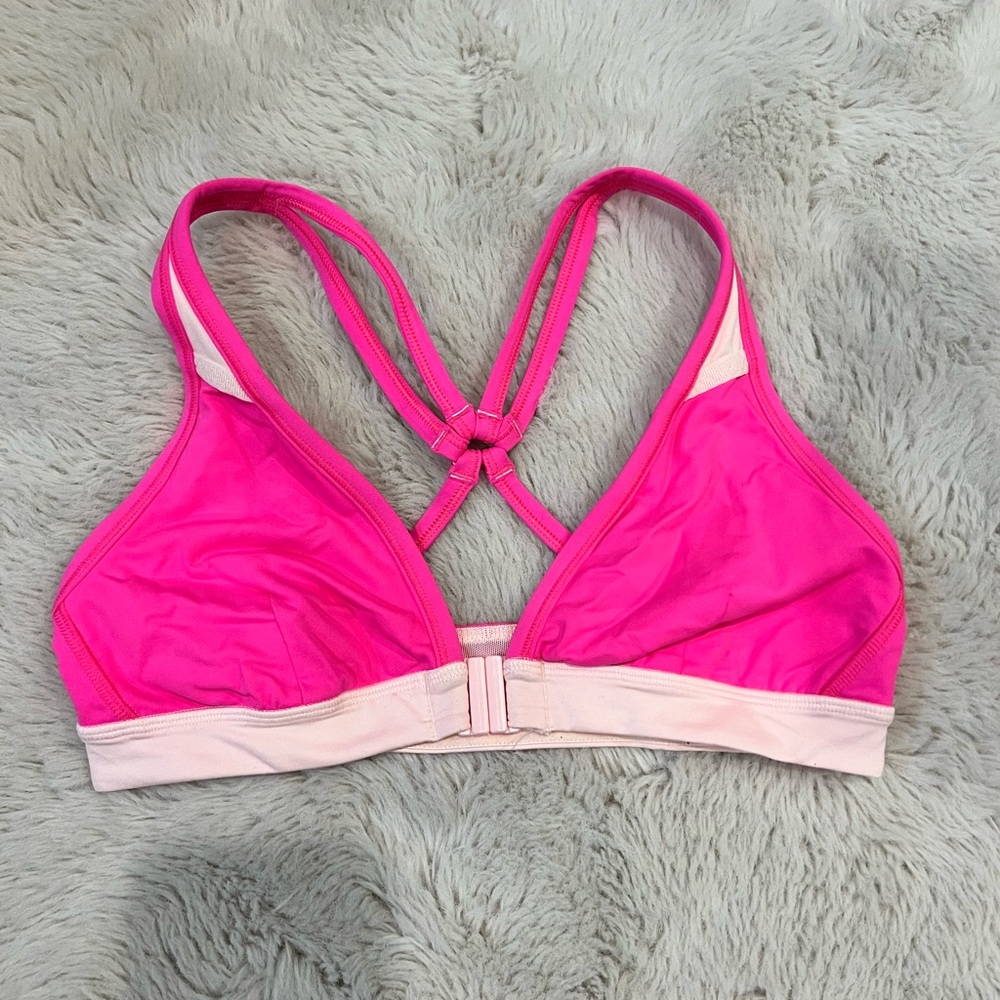 Front closure lululemon bra